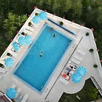 Deyanira Hotel Gorno Dryanovo