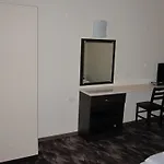 Hotel Deyanira *