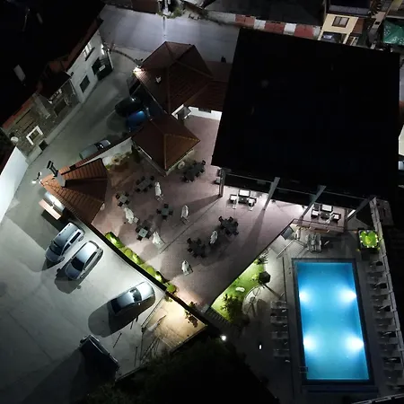 Deyanira Hotel *