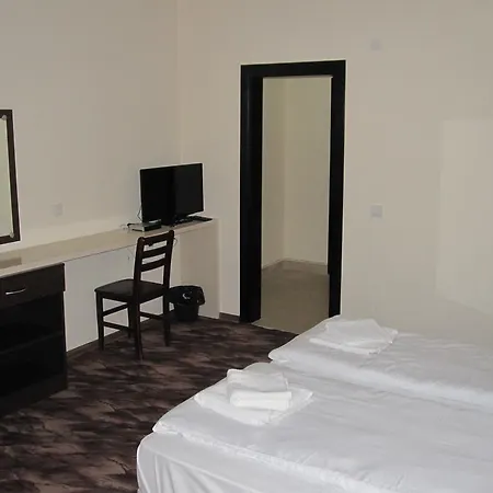 Hotel Deyanira *